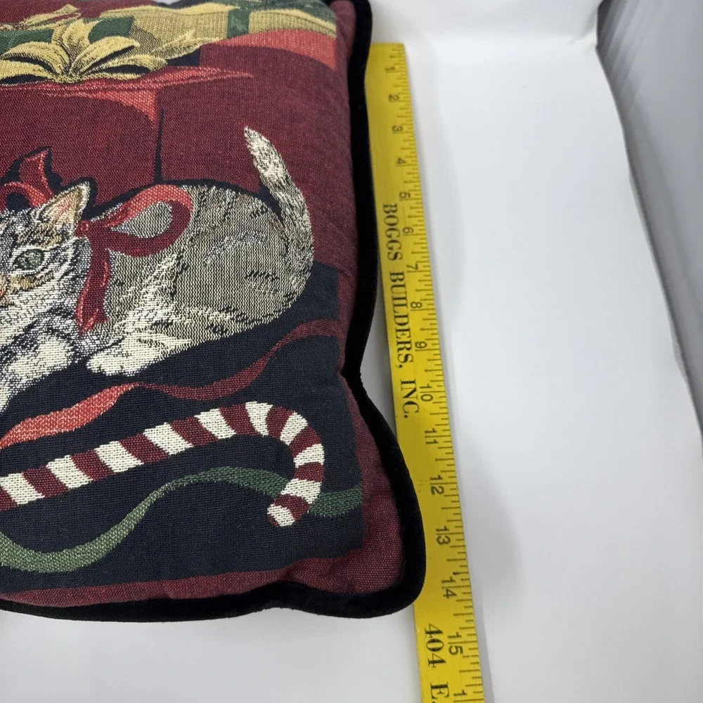 Christmas Puppy Dog Kitten Cat Tapestry Sofa Throw Pillow